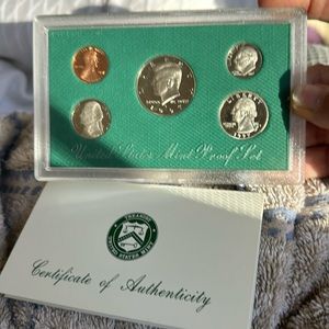 1997 mint proof set of coins